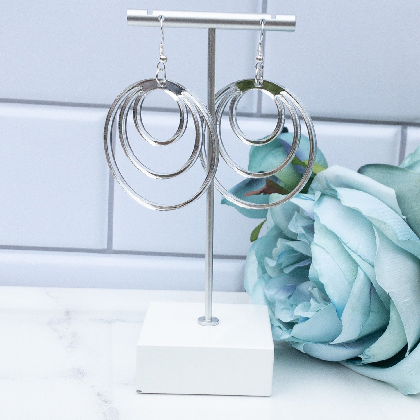 Connected Hoops